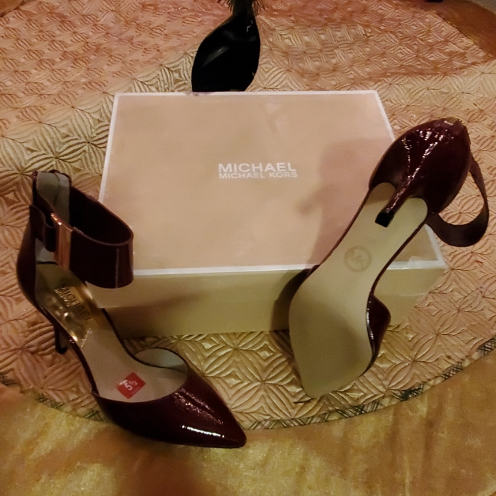 Brand New Michael Kors